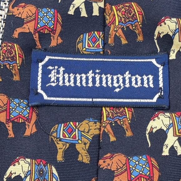 Huntington Elephants Silk Tie 4” - Picture 7 of 7